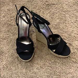 Madden Girl Black Wedges Size 6